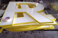 z06